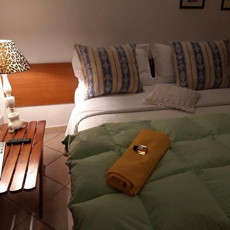 Debora Maison B&B Colombare Di Sirmione Eksteriør billede