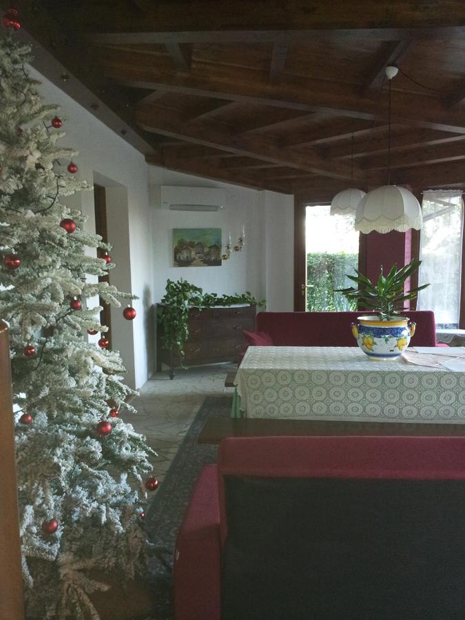 Debora Maison B&B Colombare Di Sirmione Eksteriør billede